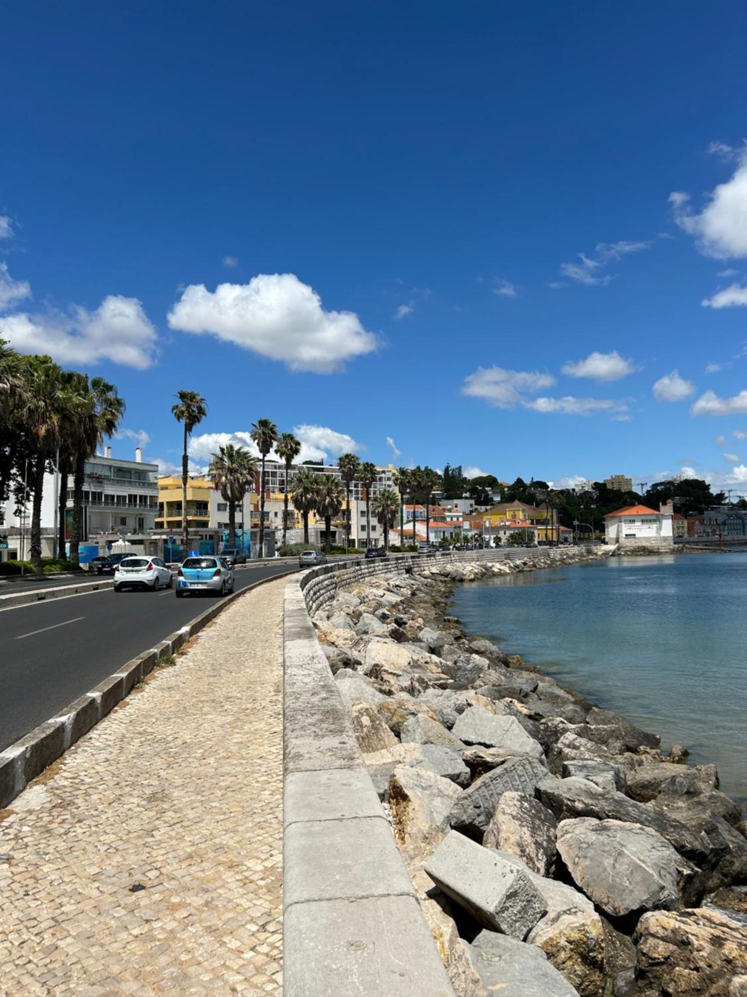 شقة Seaside Comfort Beach And City Paço de Arcos المظهر الخارجي الصورة